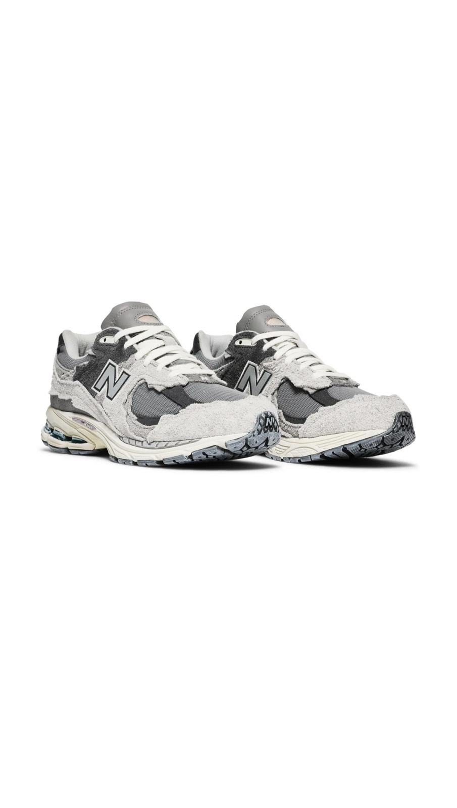 New Balance 2002r rain Cloud